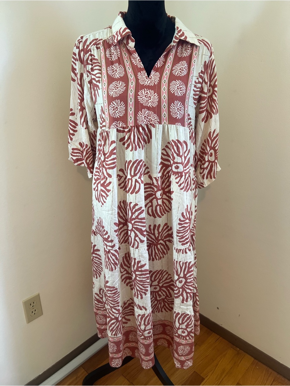 Small Women's Umgee Rose Clay Printed Midi Dress